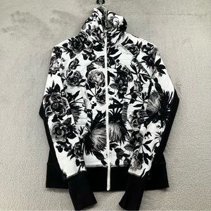 Lululemon Calm and Cozy Jacket Women’s 8 Brisk Bloom Black White Floral Mockneck